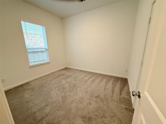 Building Photo - 9922 Sunflower Mist Ln