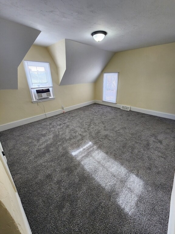 Building Photo - 14 Everett St