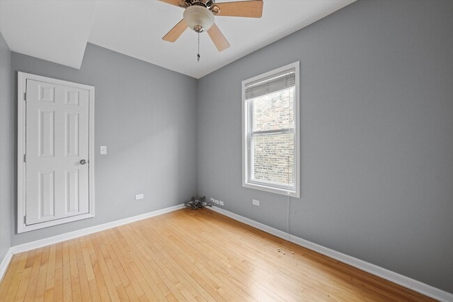 Building Photo - 1756 N Karlov Ave