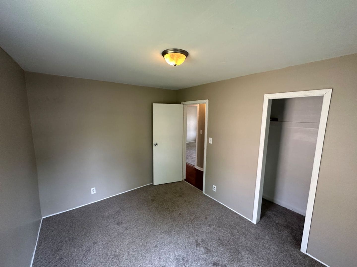Building Photo - 5302 N 47th St