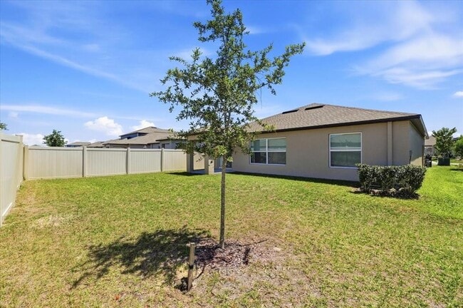 Building Photo - 35029 Brackett Bnd