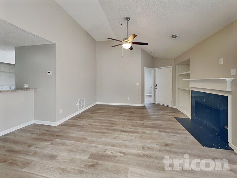 Building Photo - 3547 Lehigh Way