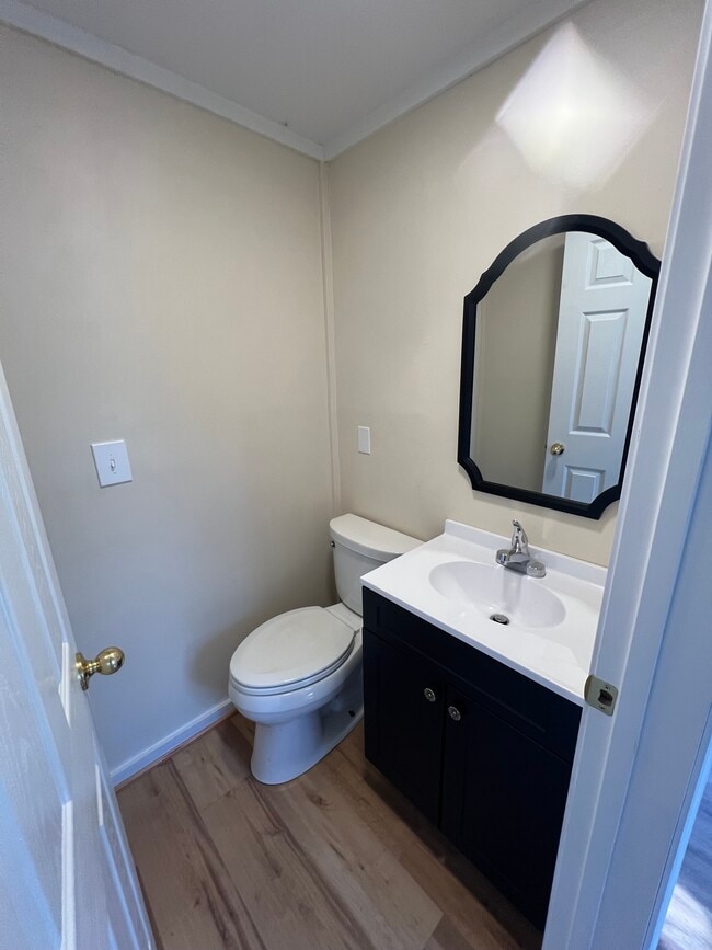 Building Photo - IRY Prop