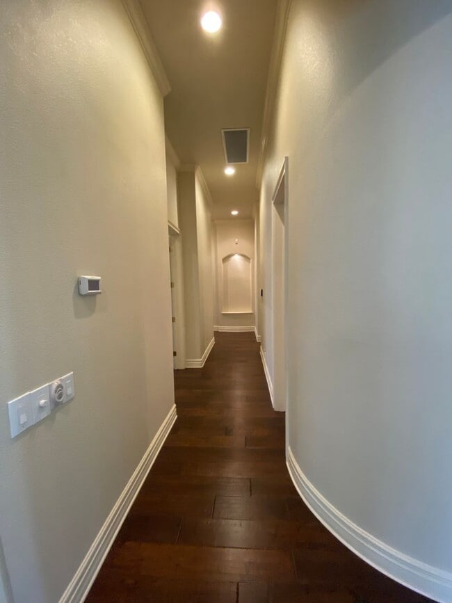 Building Photo - Stunning American River Canyon Custom Home