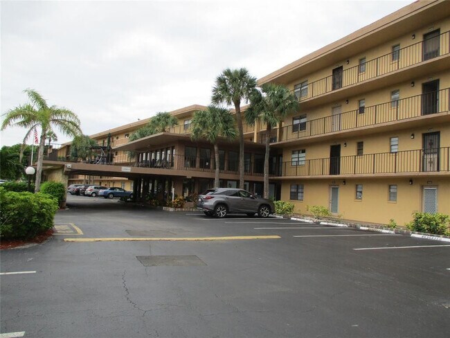 Building Photo - 9370 SW 8th St