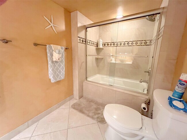 Building Photo - 3400 Galt Ocean Dr