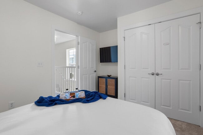 Building Photo - 2207 Government St