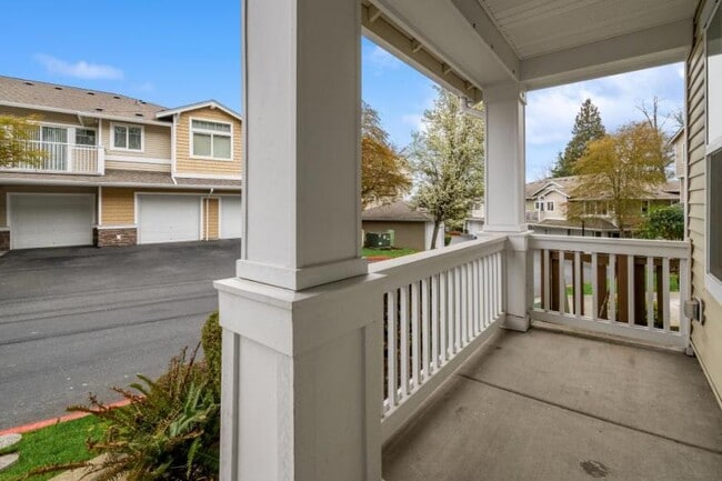 Building Photo - 3 bedroom in Seatac WA 98198