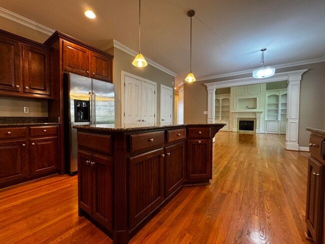 Building Photo - 3120 Hemingway Ln