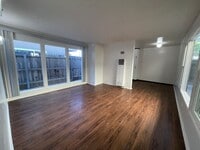 Building Photo - 6859 Pasado Rd