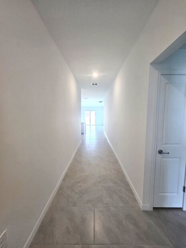 Building Photo - Brand New Rotonda home