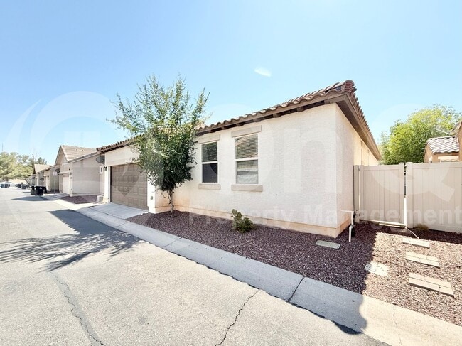 Building Photo - 1144 S Osborn Ln