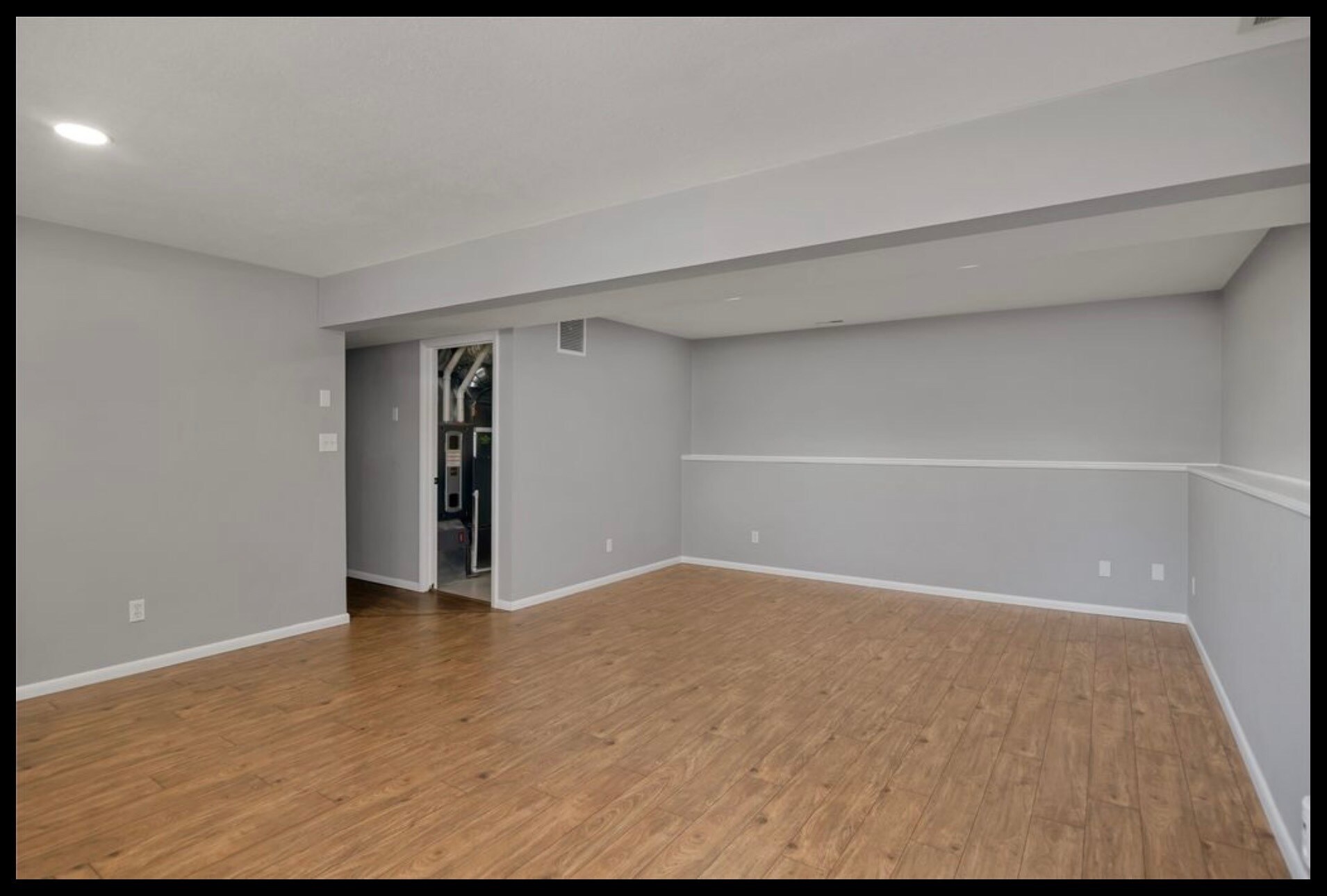Building Photo - 1585 Valley Forge Rd