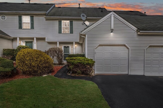 Building Photo - 4 Woodbine Dr