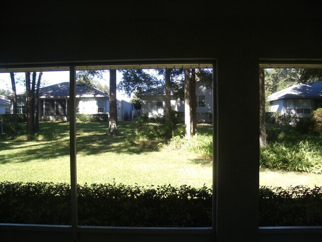 Building Photo - Charming 2BR/2BA Villa with 1-Car Garage i...