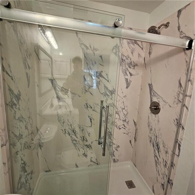 Building Photo - 3655 Habersham Rd NW