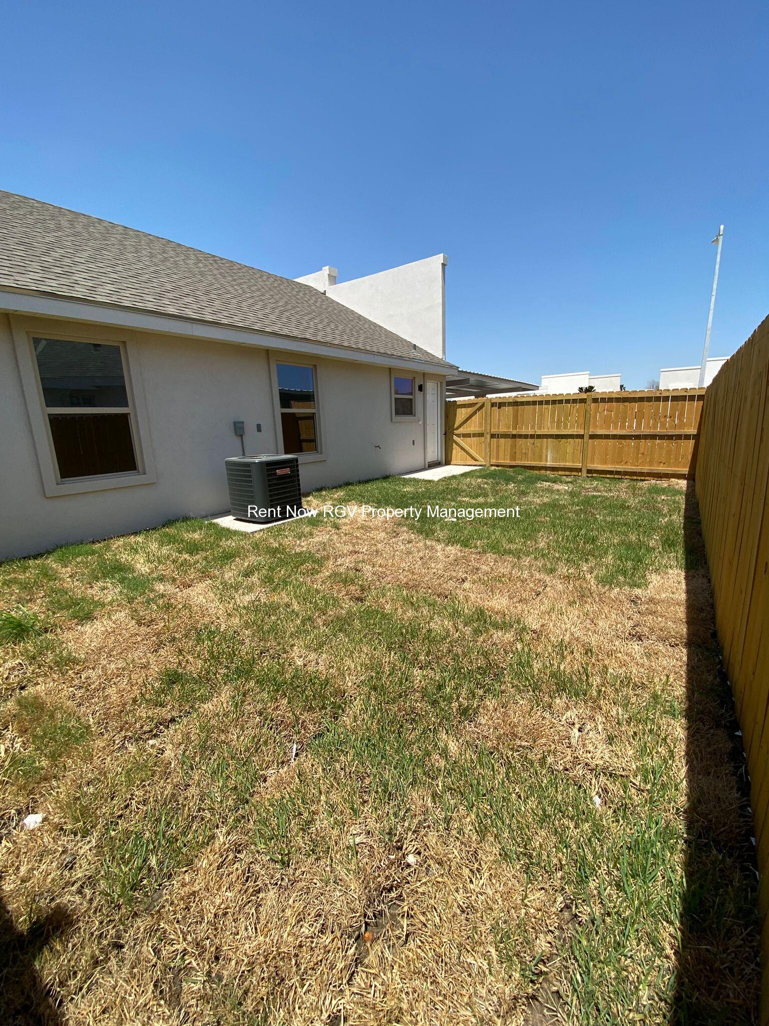 Building Photo - 3802 Las Vistas Ln