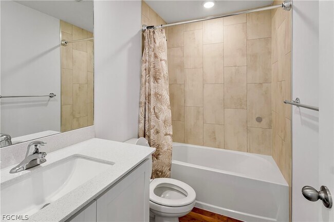 Building Photo - 185 Yager Cir