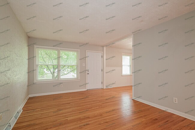 Building Photo - 2 Wescott Dr