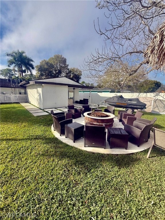 Building Photo - 733 Pine Cone Ln