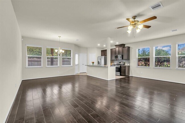 Building Photo - 8306 Columbia Forest Dr