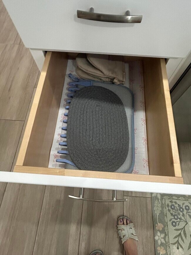 Building Photo - 1136 Staghorn St