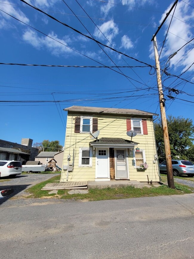 Building Photo - 55 N Church St