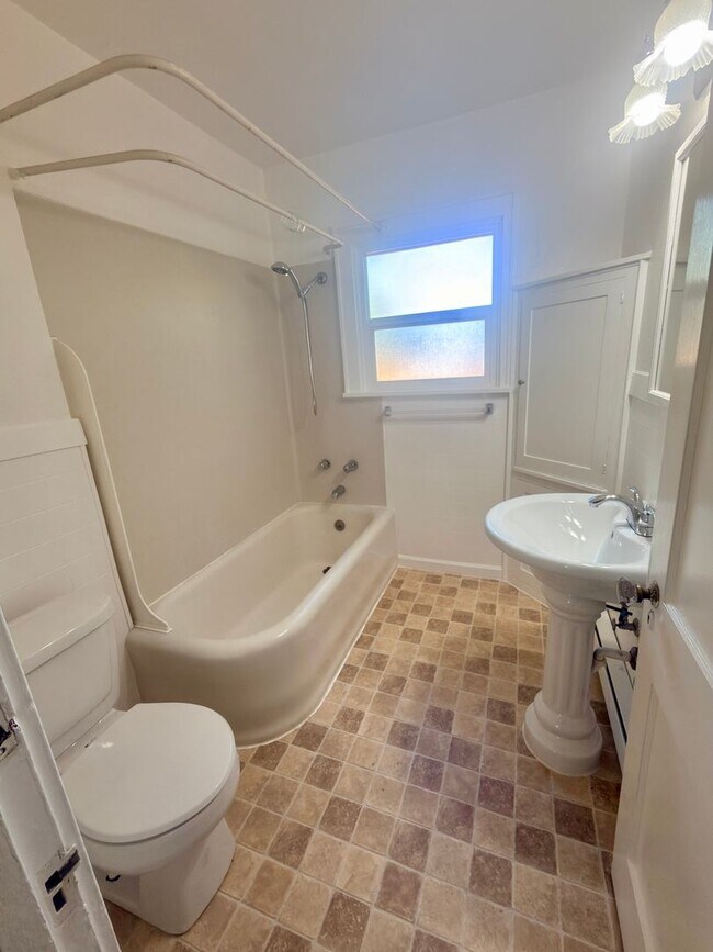 Building Photo - 1383Coburg - FH