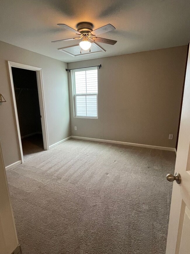 Building Photo - 2017 Westchester Dr