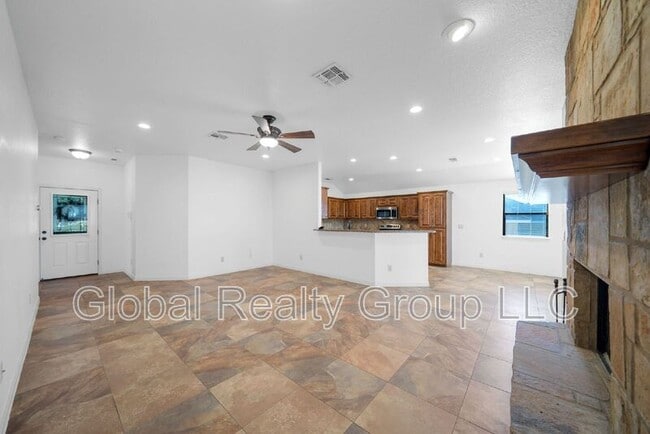 Building Photo - 1634 Sunblossom Cir