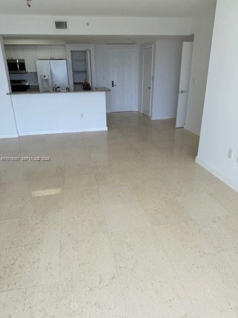 Building Photo - 19501 W Country Club Dr