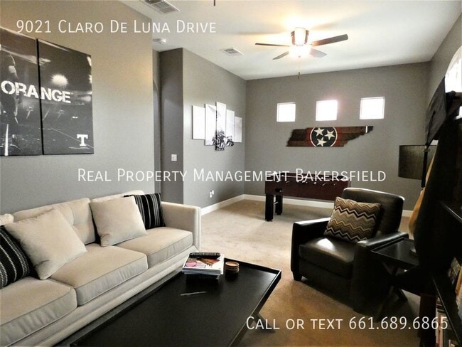 Building Photo - 9021 Claro De Luna Dr