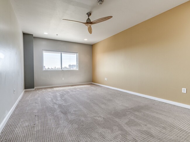 Building Photo - Military/First Responder Discount Available- 3 Bedroom/2 Bath  Downtown OKC Condo WITH 2 Covered ...