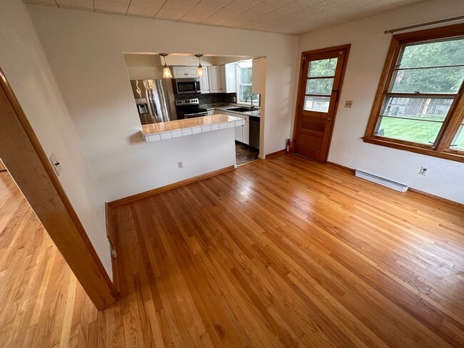 Building Photo - 3 bedroom 1.5 bath Lower Allen Township