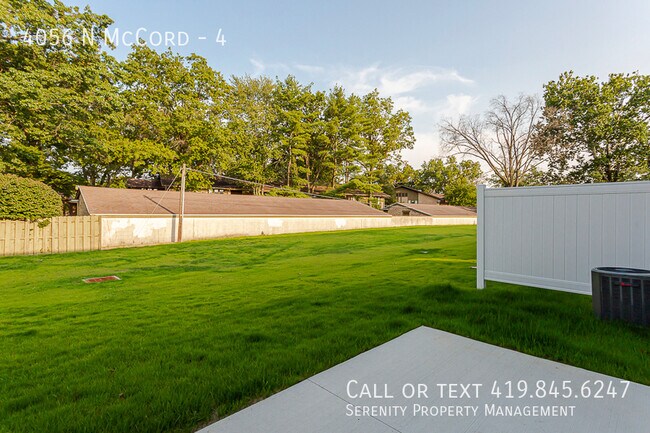 Building Photo - 4056 N McCord-4