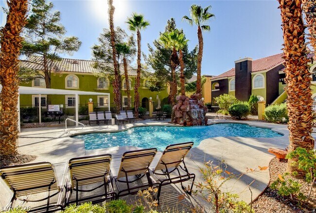 Building Photo - 7950 W Flamingo Rd