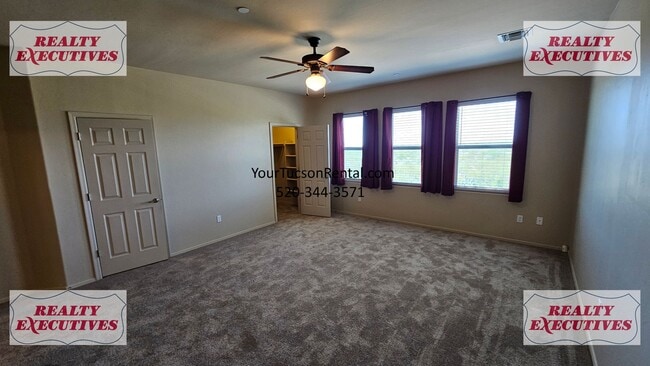 Building Photo - Wentworth Rd South - 4 Bedrooms 2.5 bathro...