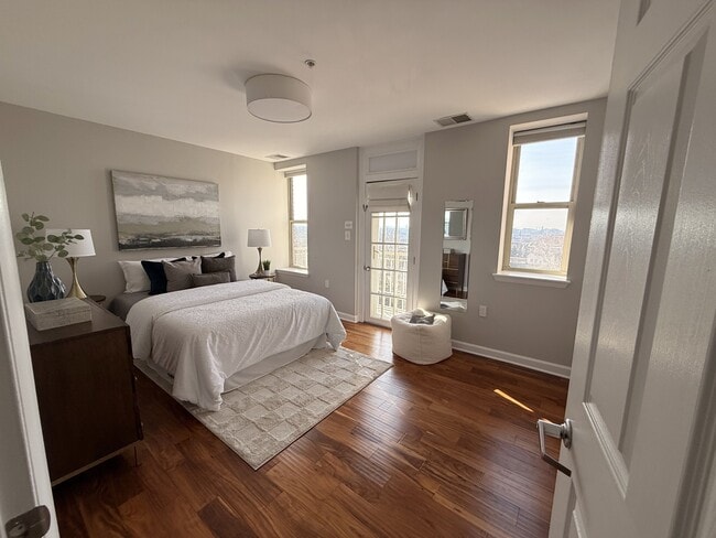 Building Photo - 1308 Clifton St NW