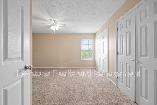 Building Photo - 308 Thompsonville Ln
