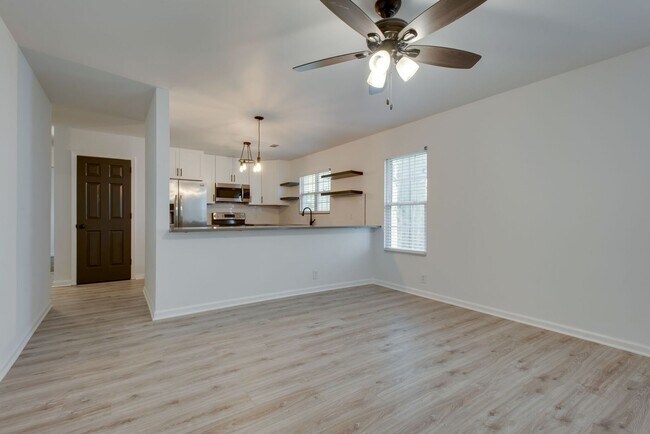 Building Photo - 2921 Torbett St