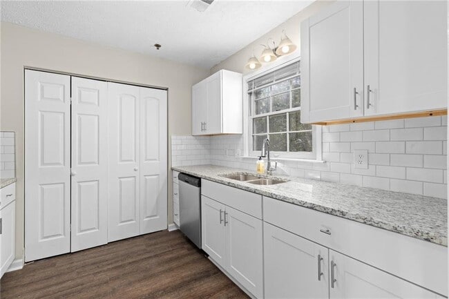 Building Photo - 295 E Burns Ct SW