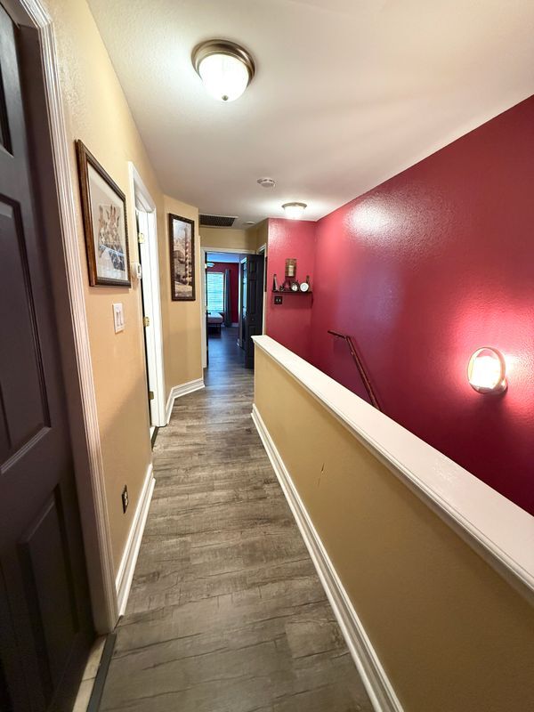 Building Photo - 1508 Crescent Hills Dr