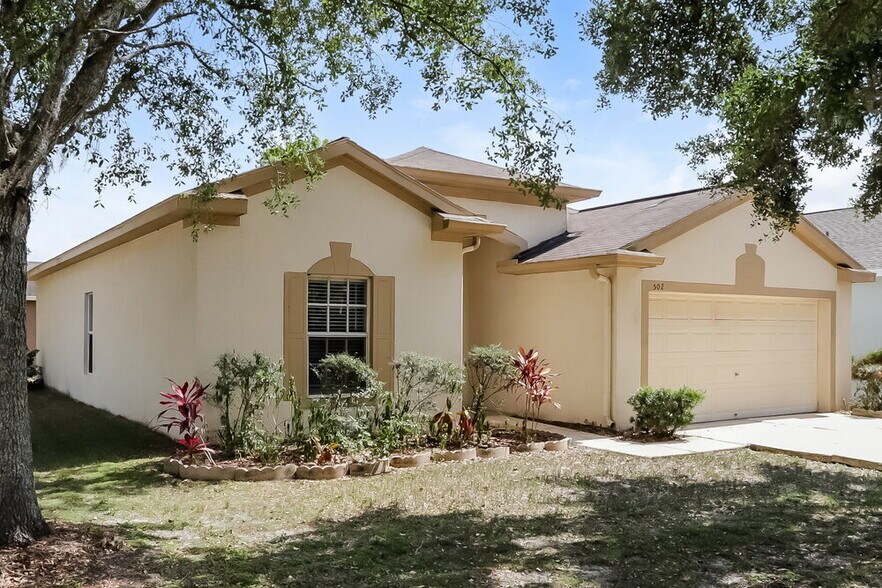 Building Photo - 502 Magnolia Pointe Ct