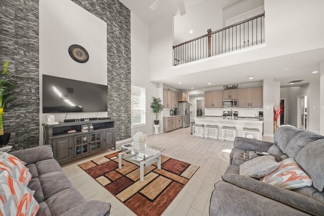 Building Photo - 18419 Windy Knl Wy