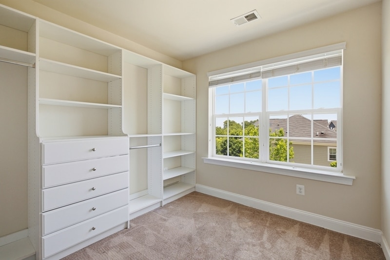 Building Photo - 300 Camillia Pl