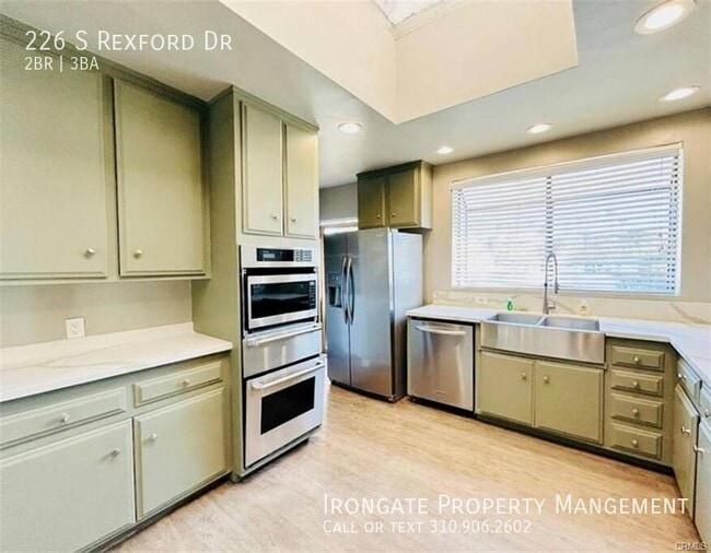 Building Photo - 226 Rexford Dr