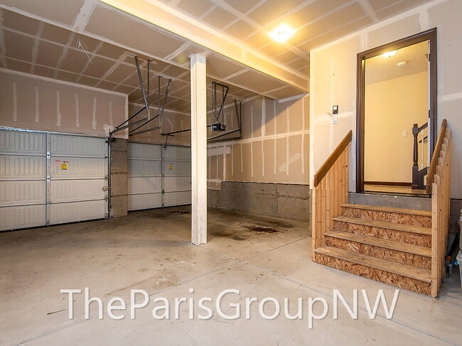Building Photo - **PROPERTY LEASED** Spectacular Serene Lake 2012 TH – Great Location!