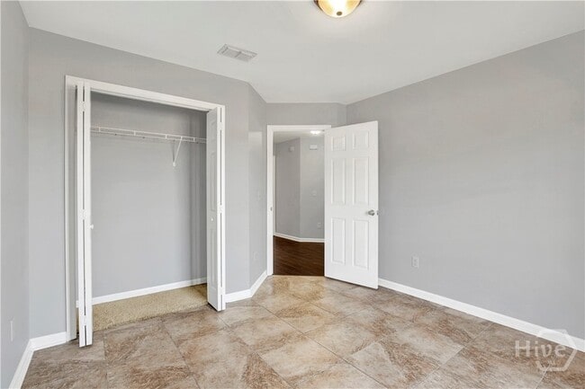 Building Photo - 125 Shawn Ct