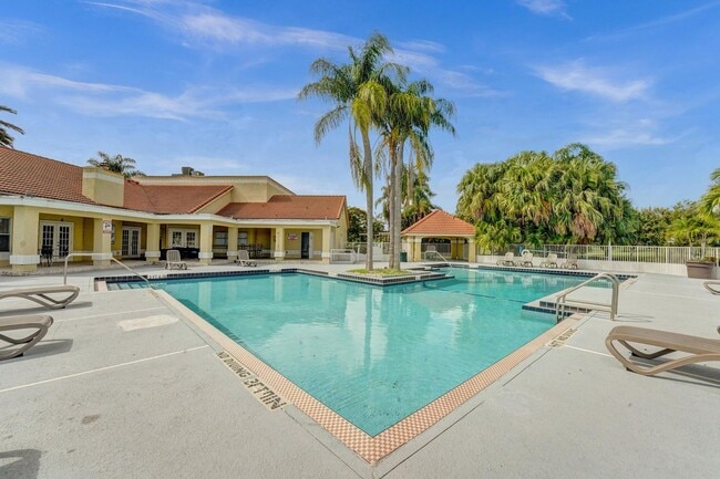 Building Photo - 12650 Vista Isles Dr
