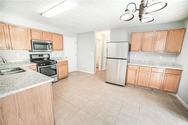 Building Photo - 3437 Pate Creek View